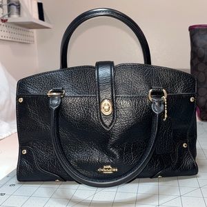 Like new Coach leather small satchel with crossbody strap